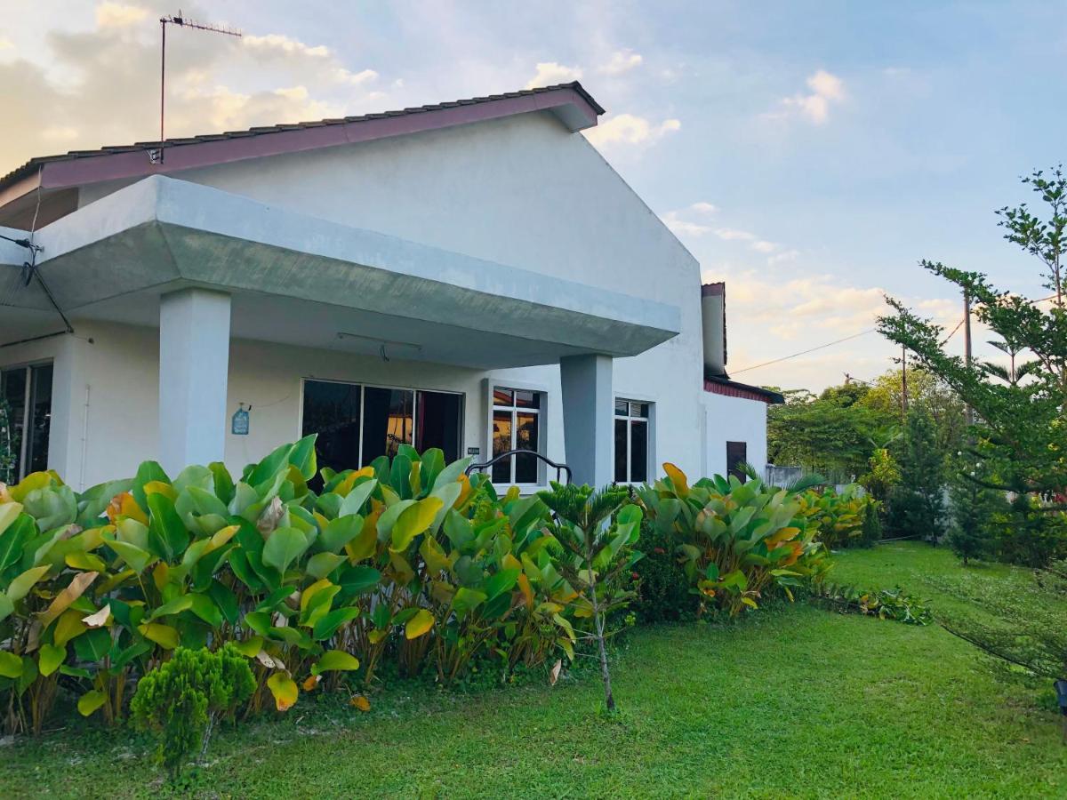 Homestay Lestary Near Taiping Fast Wifi Netflix エクステリア 写真