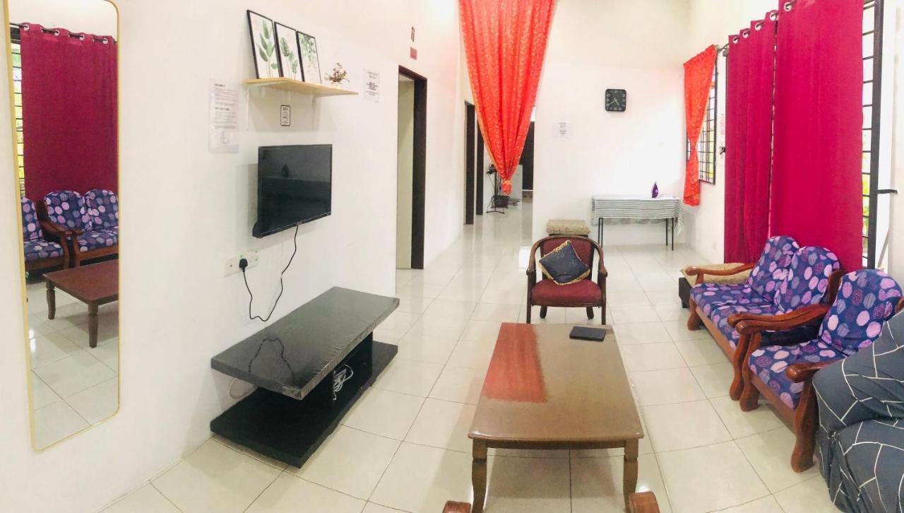 Homestay Lestary Near Taiping Fast Wifi Netflix エクステリア 写真