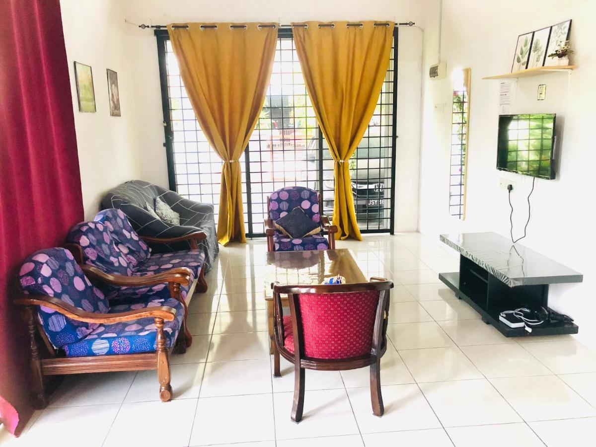 Homestay Lestary Near Taiping Fast Wifi Netflix エクステリア 写真