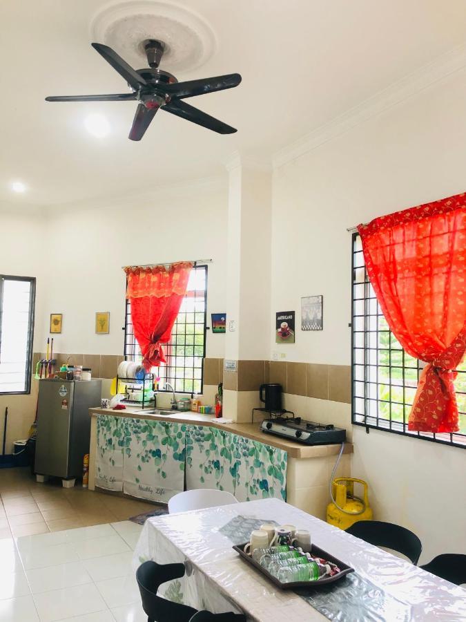 Homestay Lestary Near Taiping Fast Wifi Netflix エクステリア 写真